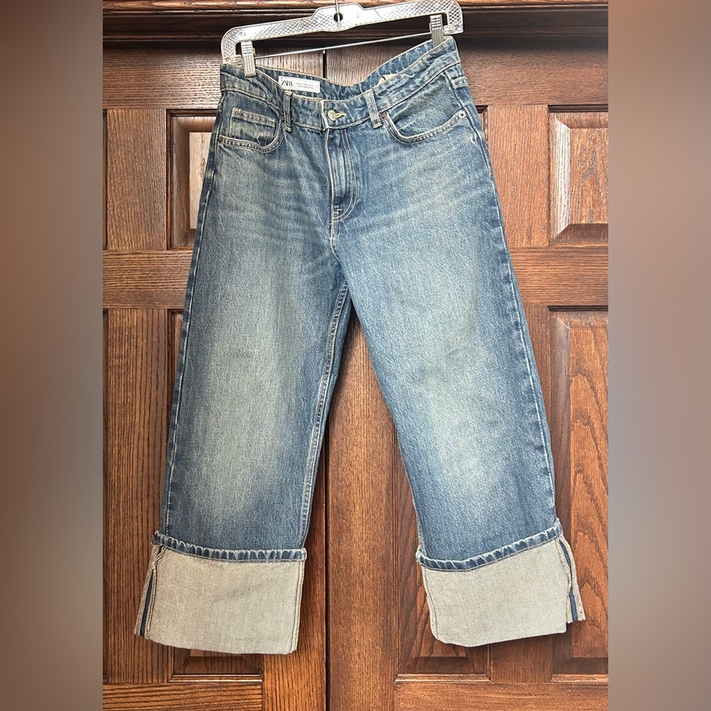 Zara Mid Rise Wide Leg-Wide Cuff Jeans